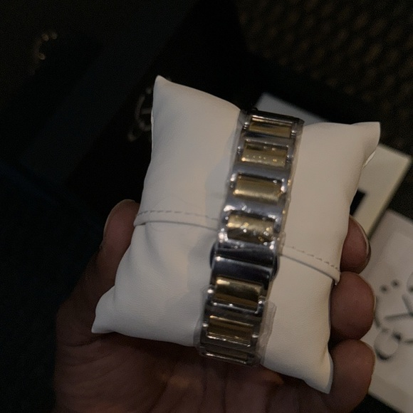 GEVRIL Diamond Swiss Quartz Watch with sapphire crystal - Picture 5 of 6